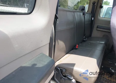 2010 Ford F-250 Lariat/Xl/Xlt z USA, uszkodzony, nr VIN 1FTSX2AR5AEB27005